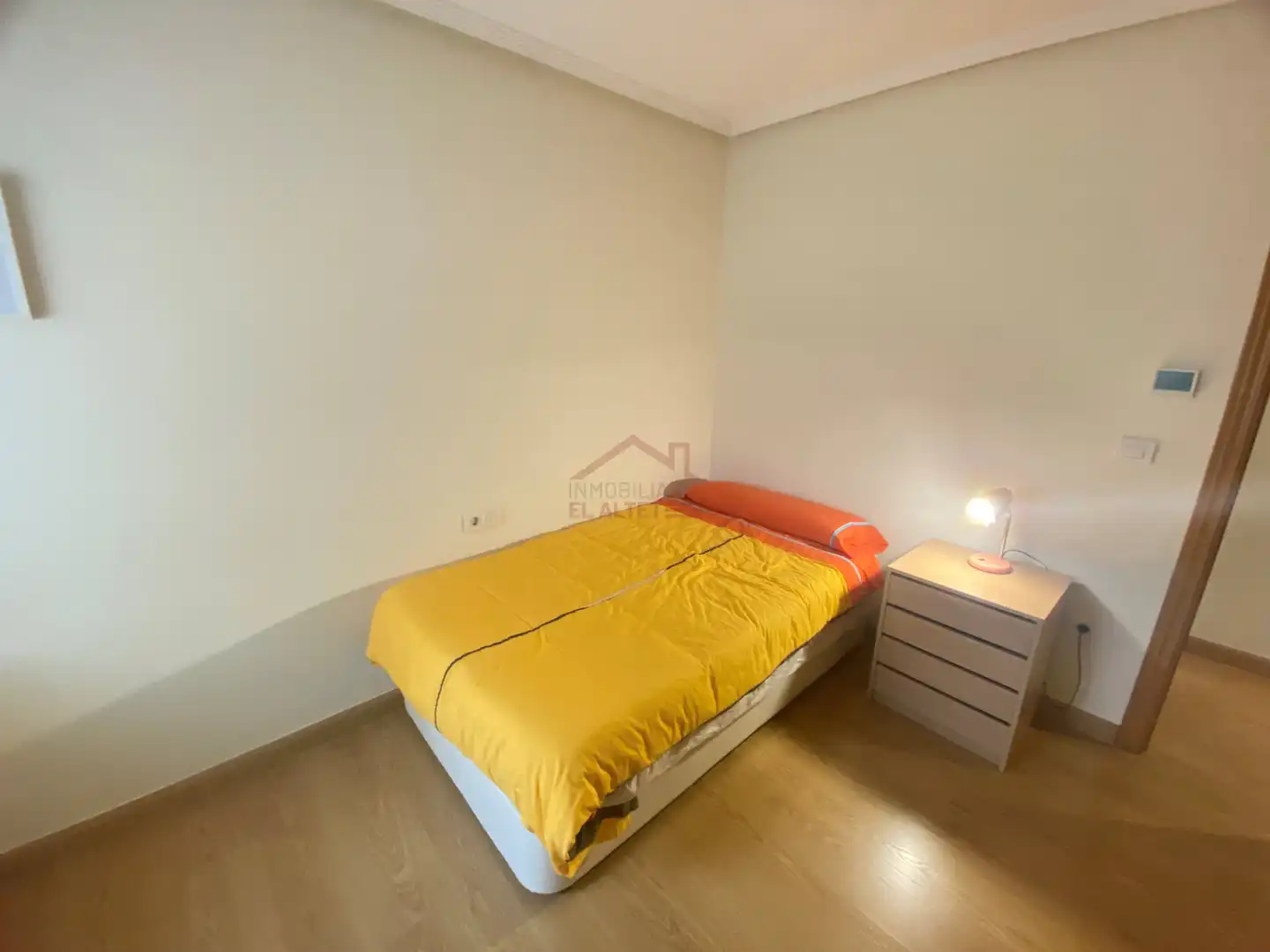Habitación de Piso en venta en Elche / Elx con Aire acondicionado, Calefacción y Horno
