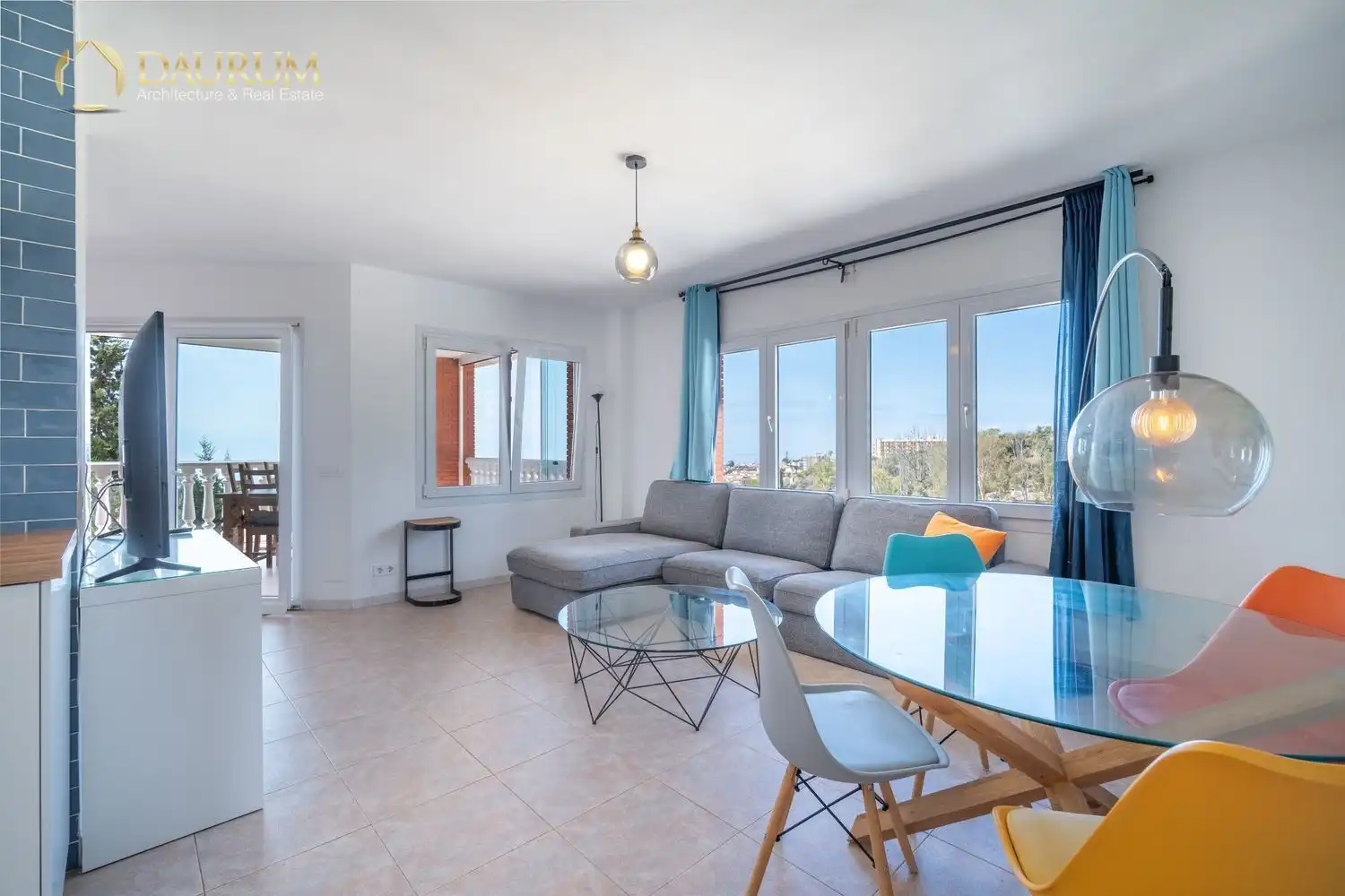 Sala de estar de Casa o chalet en venta en Rincón de la Victoria con Aire acondicionado, Calefacción y Terraza
