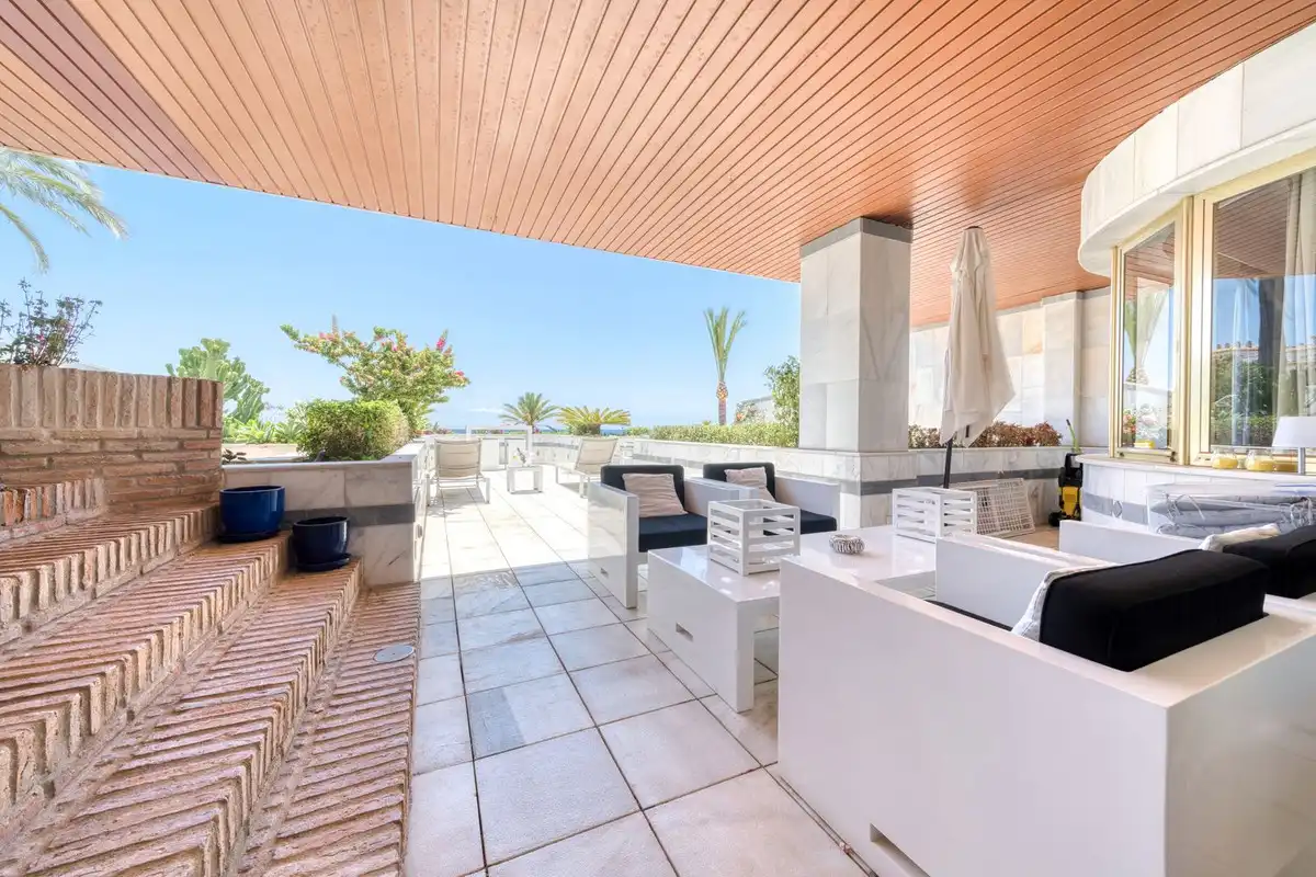 Terrassa de Apartament en venda en Marbella amb Aire condicionat, Terrassa i Traster
