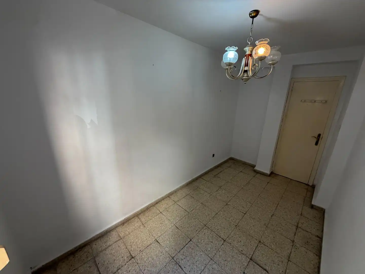 Piso en venta en Cádiz con Balcón