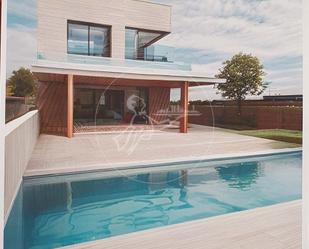 Piscina de Residencial en venda en Sant Cugat del Vallès