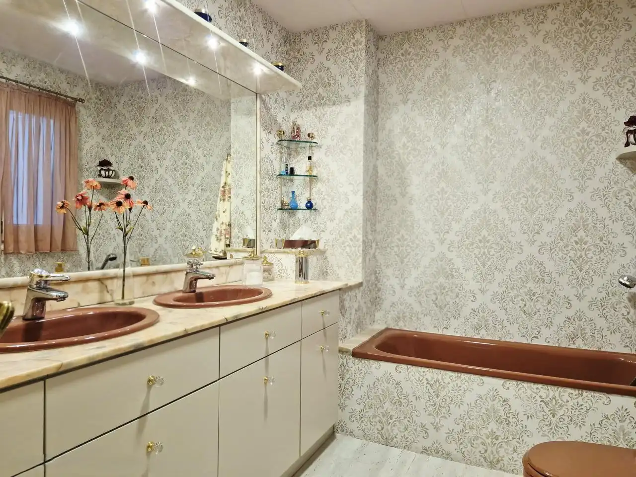 Bathroom of Flat for sale in Centre