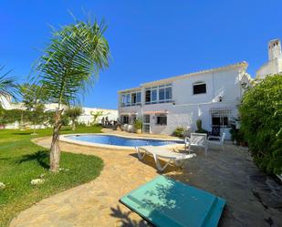 Garden of House or chalet for sale in Nerja  with Air Conditioner, Terrace and Swimming Pool