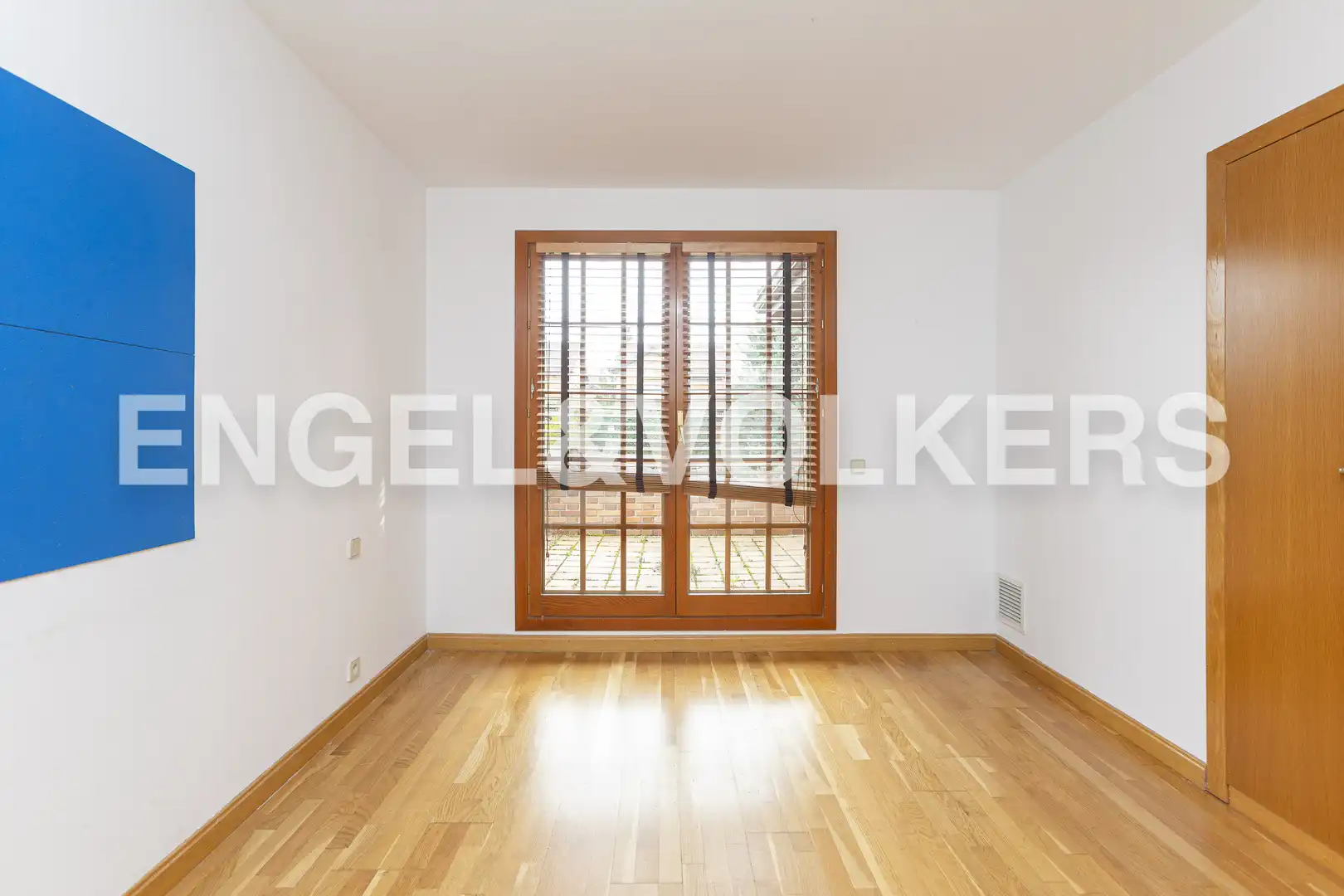 Habitación de Casa o chalet de alquiler en Las Rozas de Madrid con Aire acondicionado, Calefacción y Jardín privado