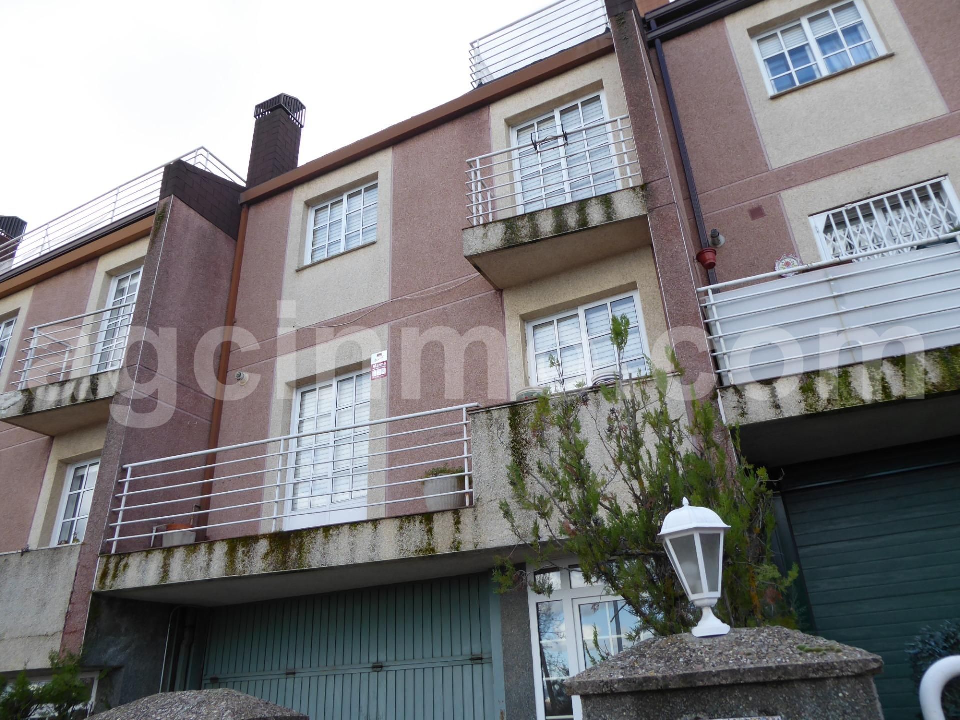 Vista exterior de Casa o xalet en venda en Valladolid Capital amb Calefacció, Parquet i Terrassa