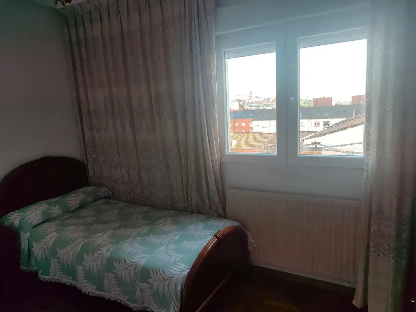 Bedroom of Flat for sale in Oviedo   with Heating