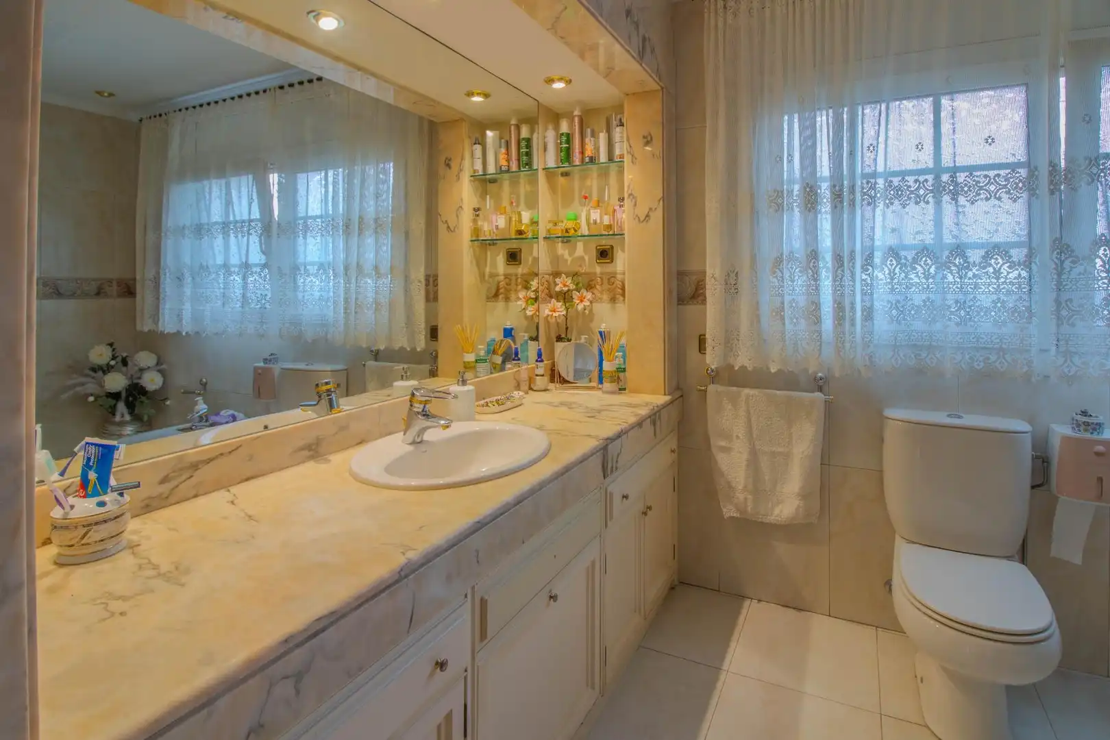 Baño de Casa o chalet en venta en Esparreguera con Aire acondicionado, Calefacción y Jardín privado