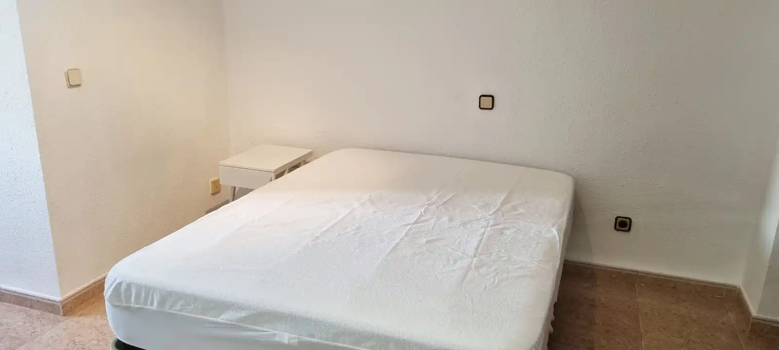 Dormitori de Casa adosada en venda en Villaviciosa de Odón amb Aire condicionat, Calefacció i Jardí privat
