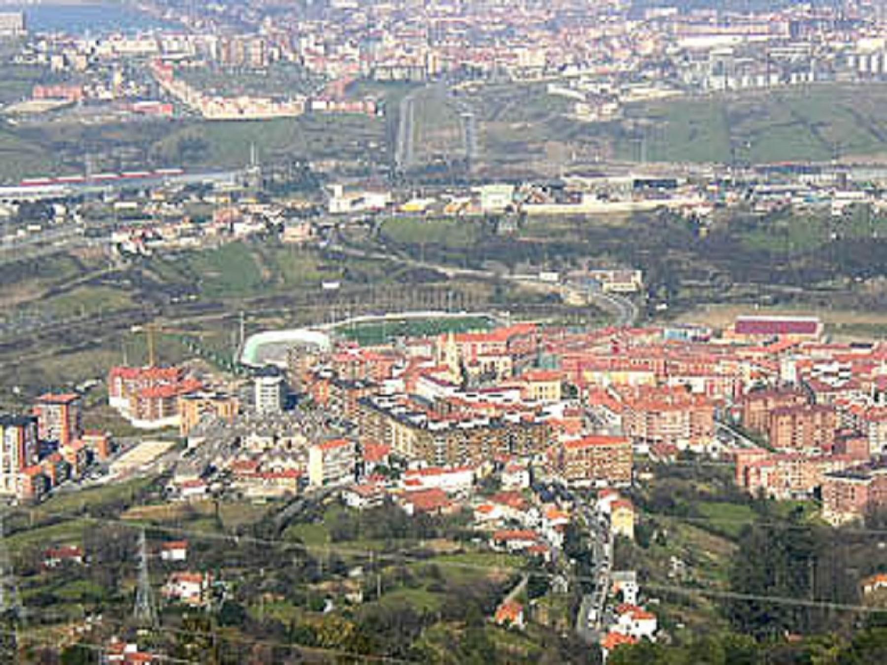 Vista exterior de Pis en venda en Valle de Trápaga-Trapagaran