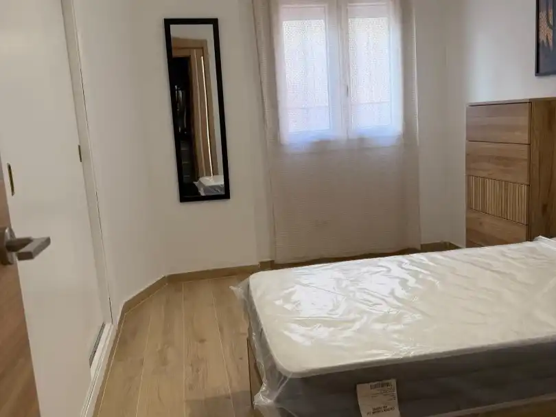 Piso de alquiler en La Línea de la Concepción, Cádiz