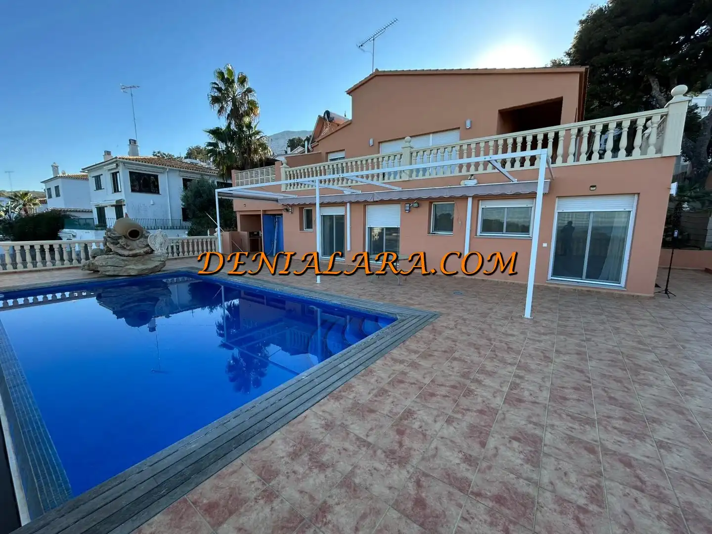 Villa avec terrasse à vendre à El Montgó
