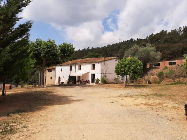 Finca rústica en Venta en Brunyola