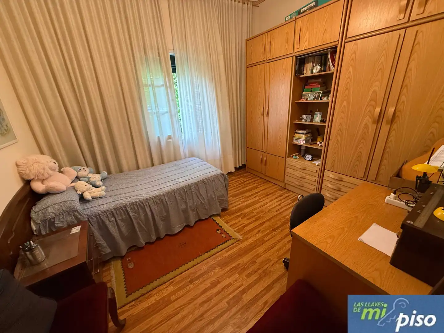Habitación de Casa o chalet en venta en Valladolid con Jardín privado, Parquet y Terraza