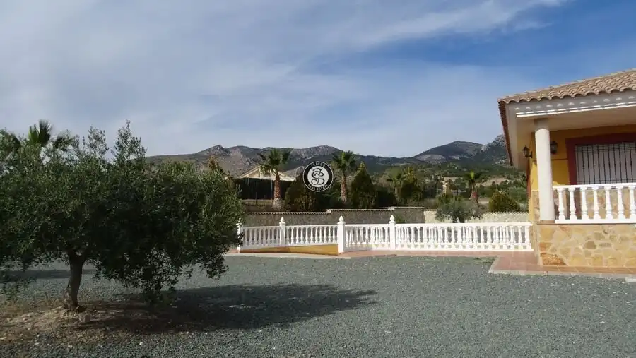 Vista exterior de Finca rústica en venda en Lorca amb Jardí privat, Terrassa i Moblat