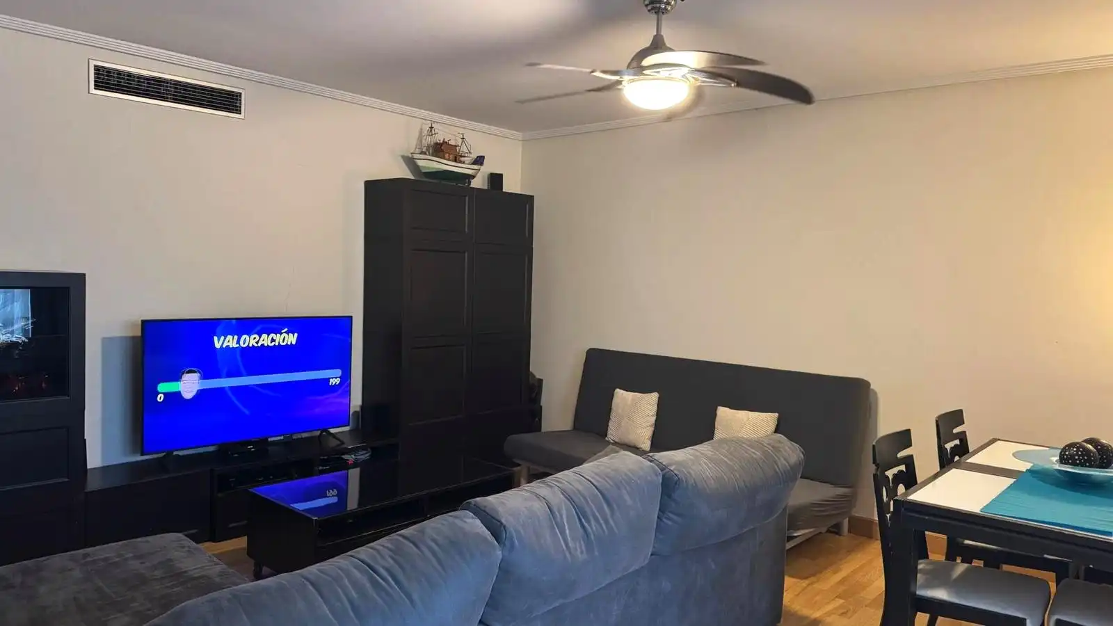 Living room of Flat for sale in Tres Cantos  with Heating, Parquet flooring and Terrace