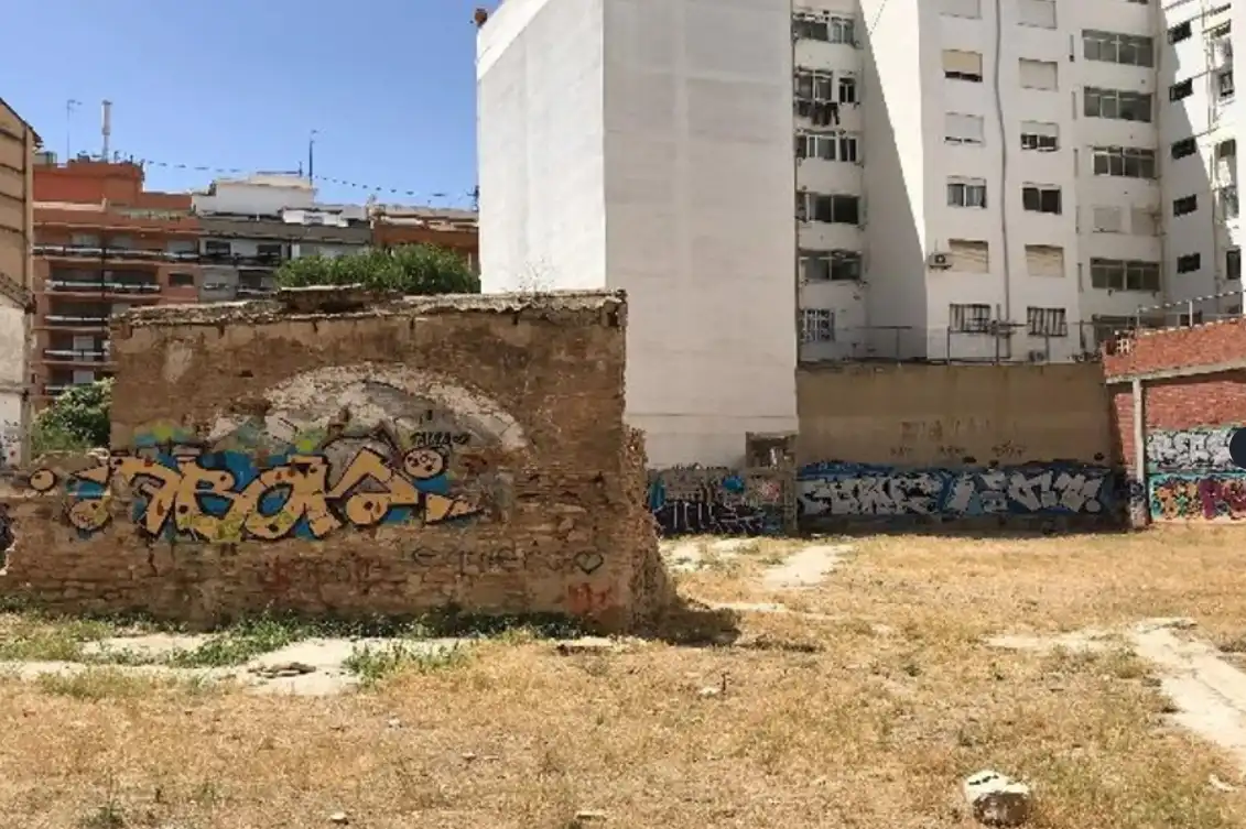 Residential land for sale in Carrer de Sagunt 101, imagen 3