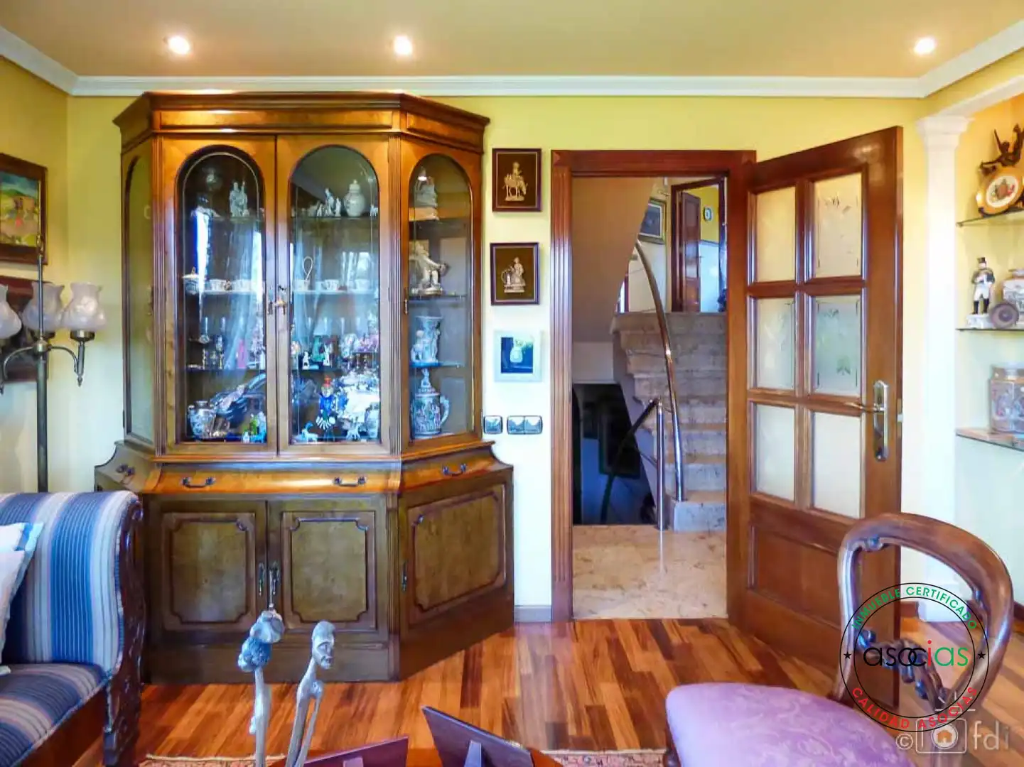Casa o xalet en venda en Oviedo  amb Calefacció, Jardí privat i Parquet