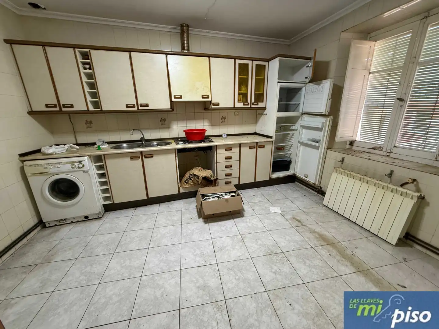 Cocina de Casa o chalet en venta en Nava del Rey con Calefacción, Jardín privado y Terraza
