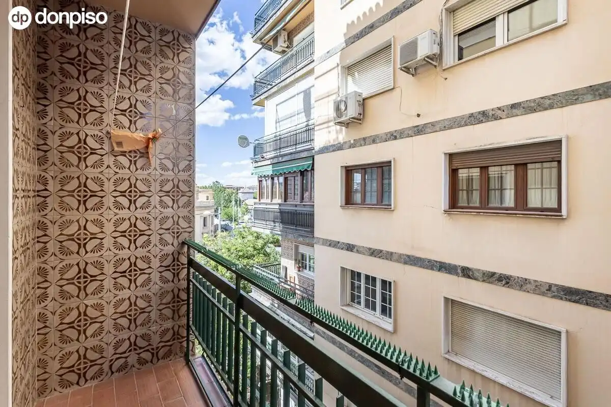 Terrasse von Wohnung zum Verkauf in Granada mit Klimaanlage, Heizung und Terrasse
