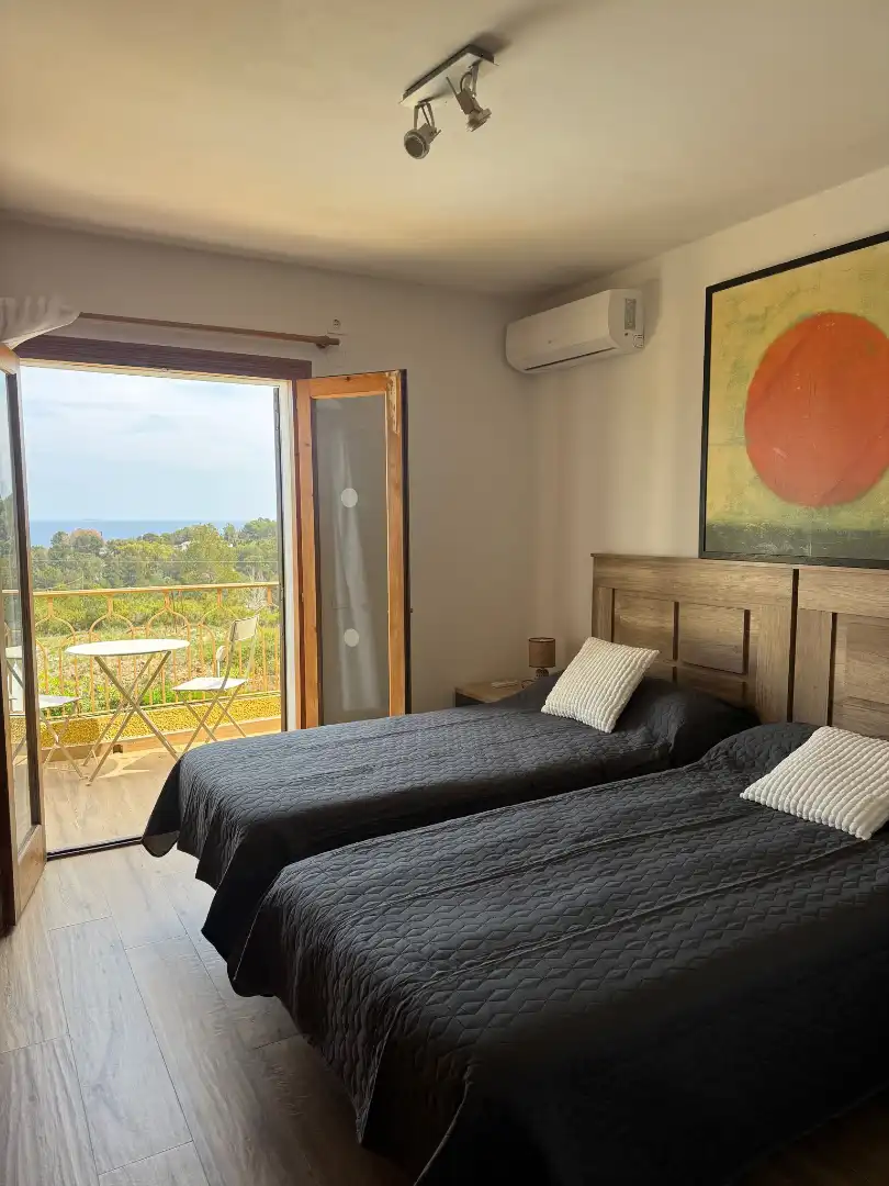 Schlafzimmer von Einfamilien-Reihenhaus zur Miete in Dénia mit Klimaanlage, Heizung und Möbliert