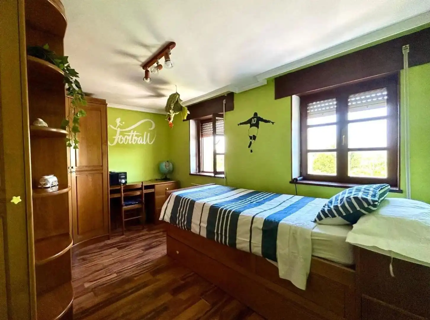 Habitación de Casa o chalet en venta en Castropol con Calefacción, Terraza y Trastero