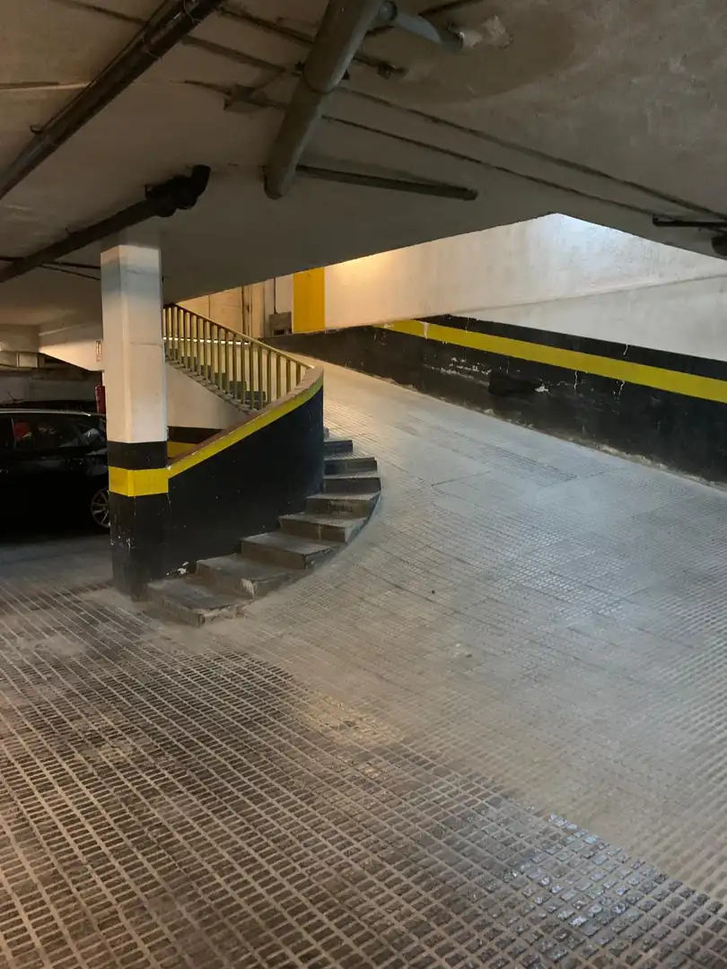 Einzelparkplatz mit Aufzug zur Miete in Carrer de Sant Guillem 27, imagen 6