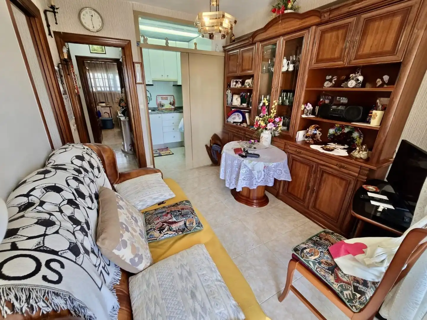 Sala de estar de Apartamento en venta en Benidorm con Aire acondicionado, Terraza y Piscina comunitaria