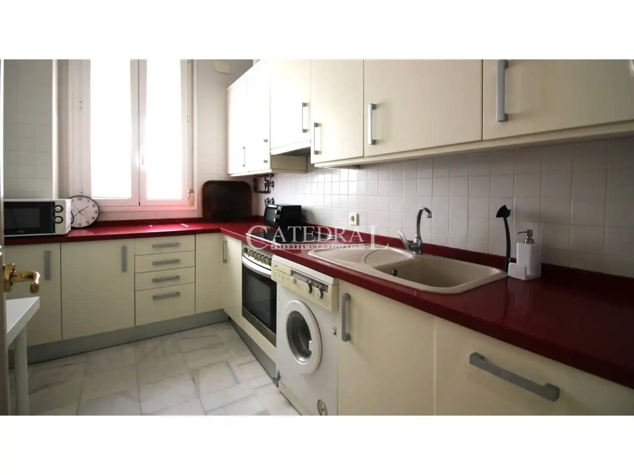 Cocina de Apartamento de alquiler en Sevilla con Aire acondicionado, Calefacción y Parquet