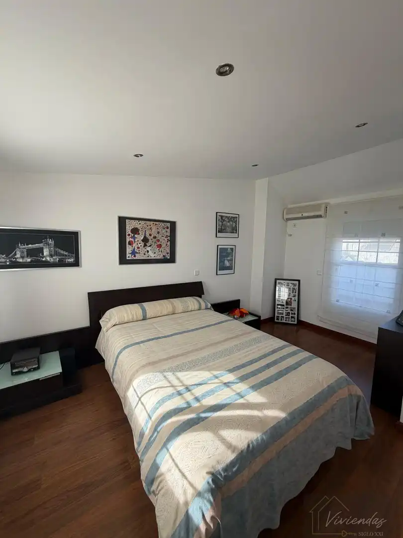 Habitación de Casa o chalet en venta en Boadilla del Monte con Aire acondicionado, Calefacción y Terraza