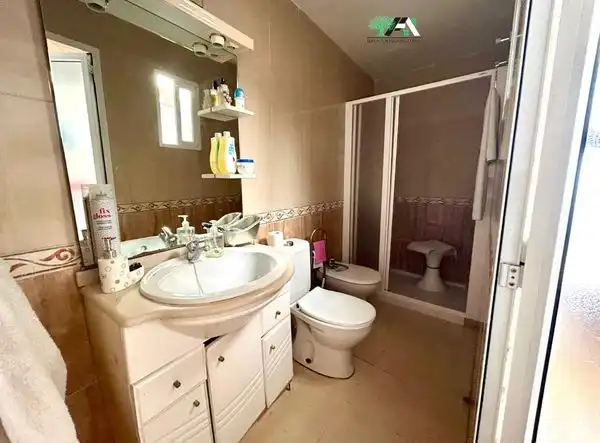 Bathroom of Houses for sale in Baeza