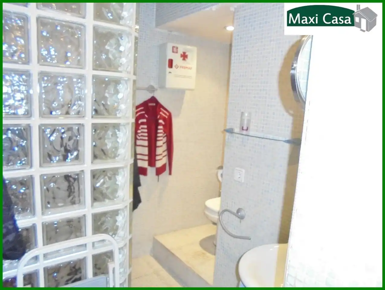Baño de Local en venta en Barcelona