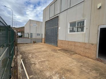 Industriegebäude zur Miete in Crevillent