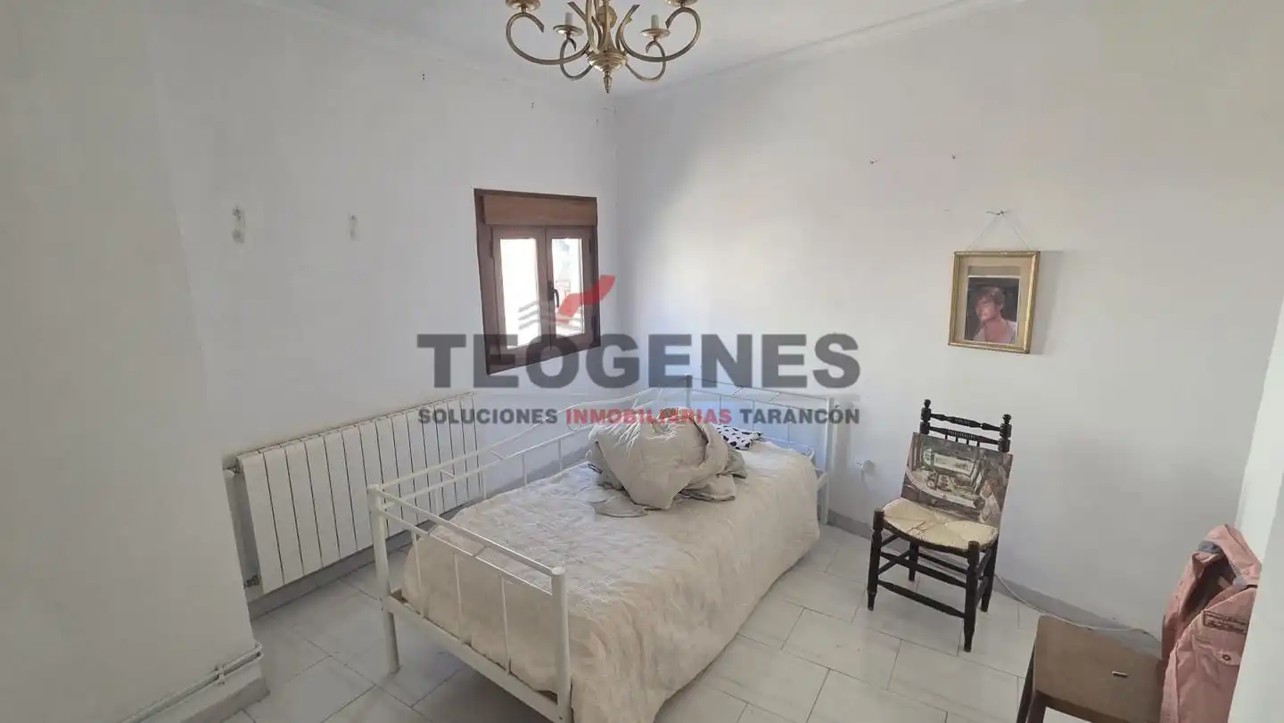 Habitación de Casa o chalet en venta en Villamayor de Santiago con Calefacción, Trastero y Amueblado