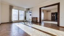 Living room of Flat for sale in  Barcelona Capital  with Heating, Terrace and Balcony