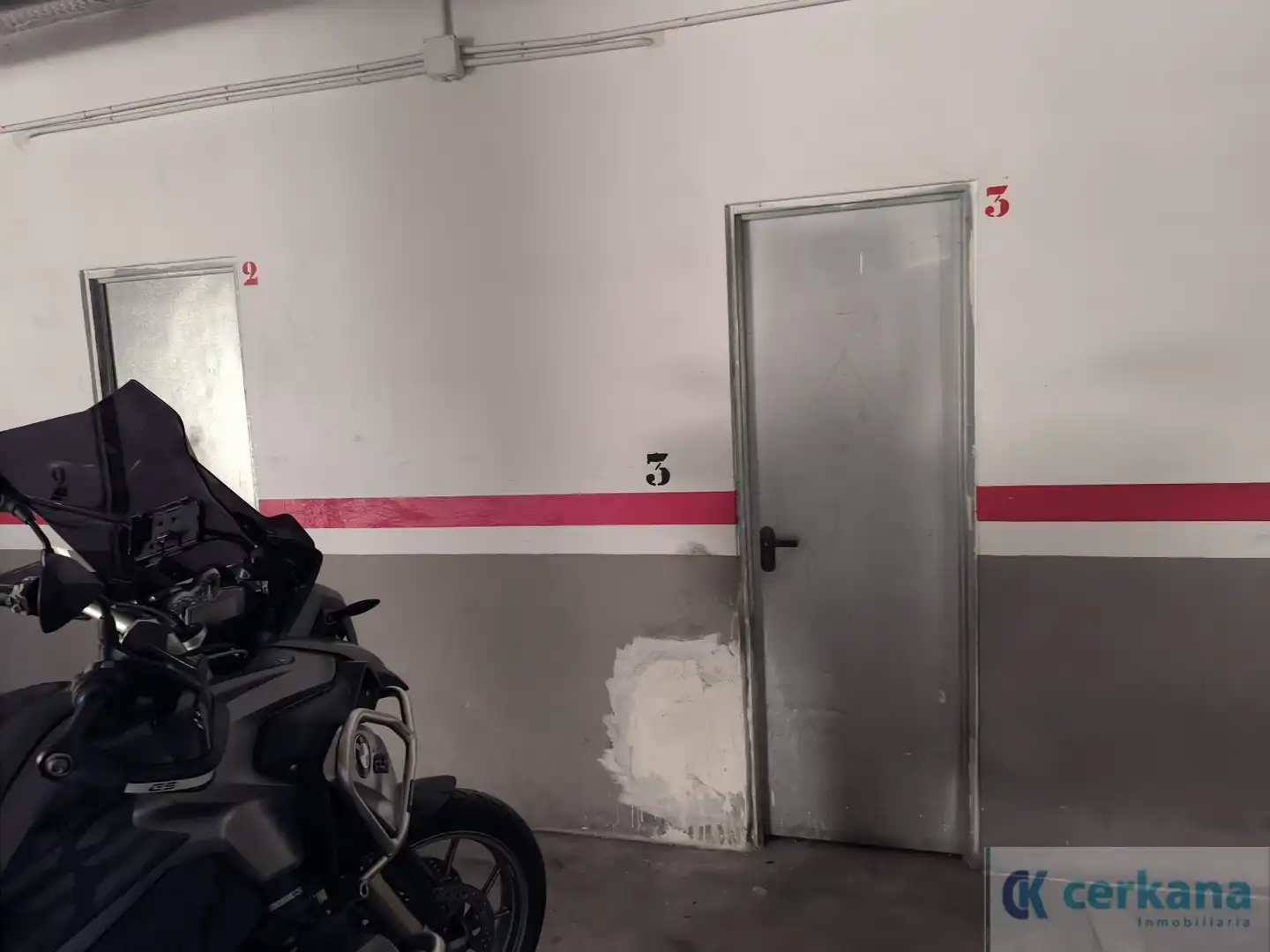 Parkplatz von Wohnung zur Miete in Sanlúcar la Mayor mit Terrasse und Abstellraum