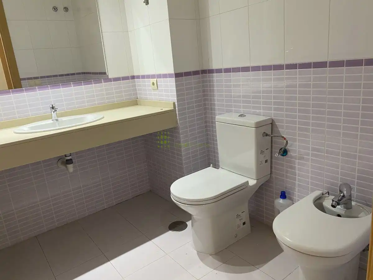 Piso en venta en Bucarest, Rafalafena