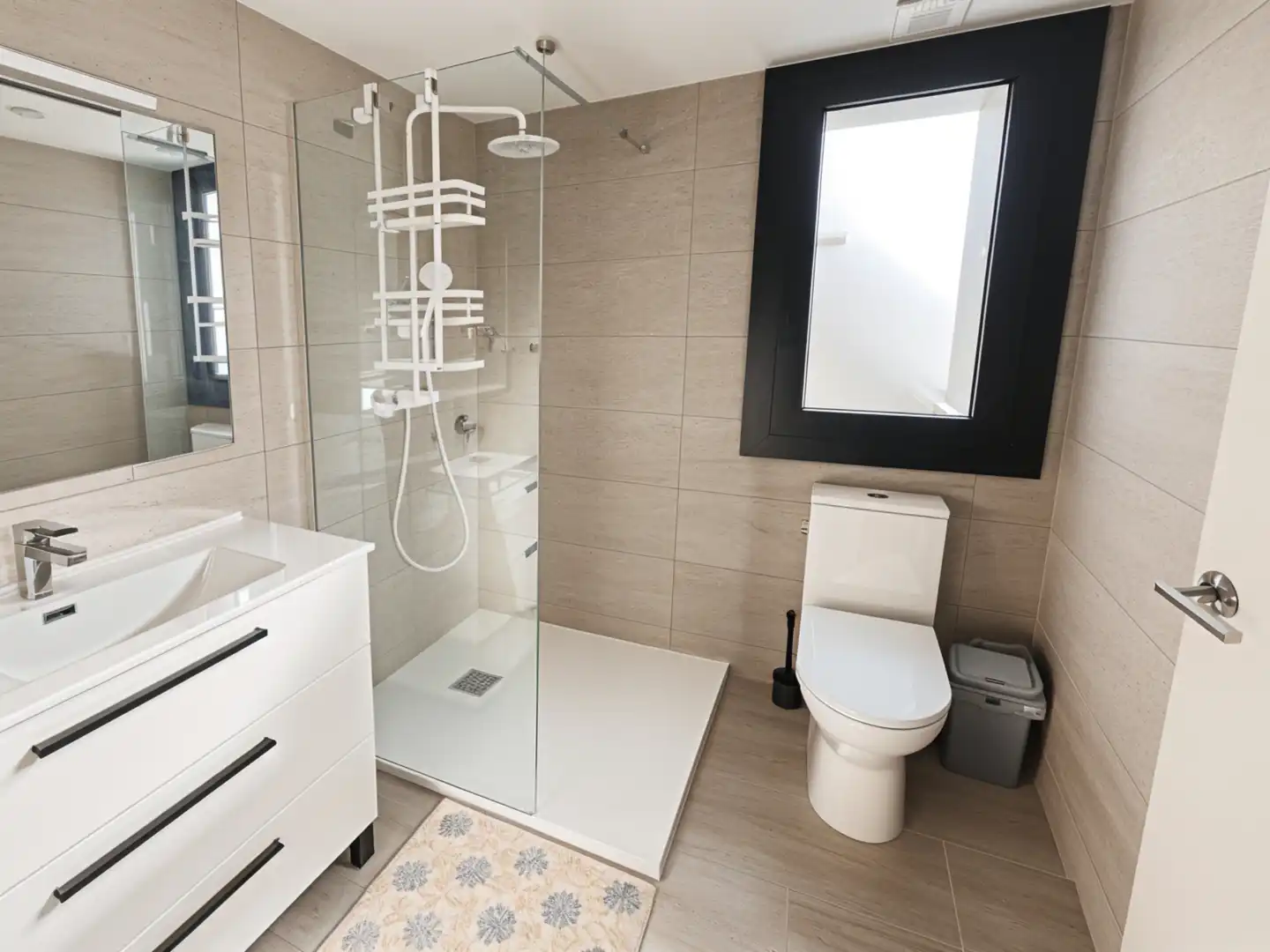 Casa pareada con terraza en venta en Carrer del Mig 4, imagen 15