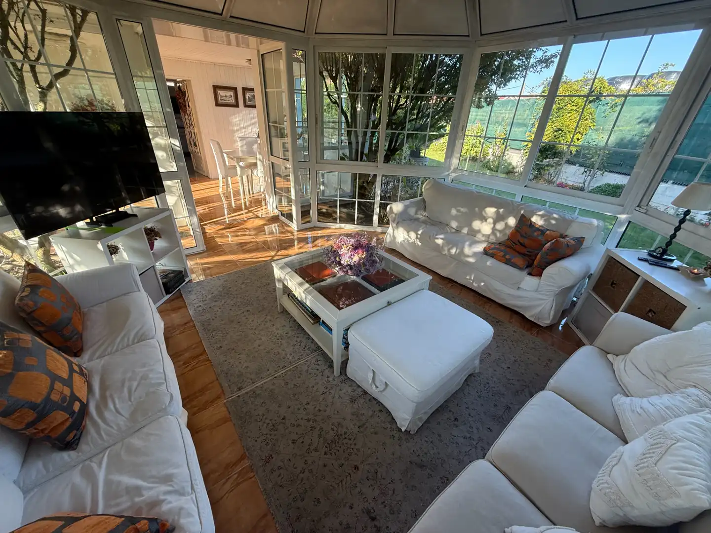 Sala de estar de Casa o chalet en venta en Castrillón con Calefacción, Jardín privado y Piscina