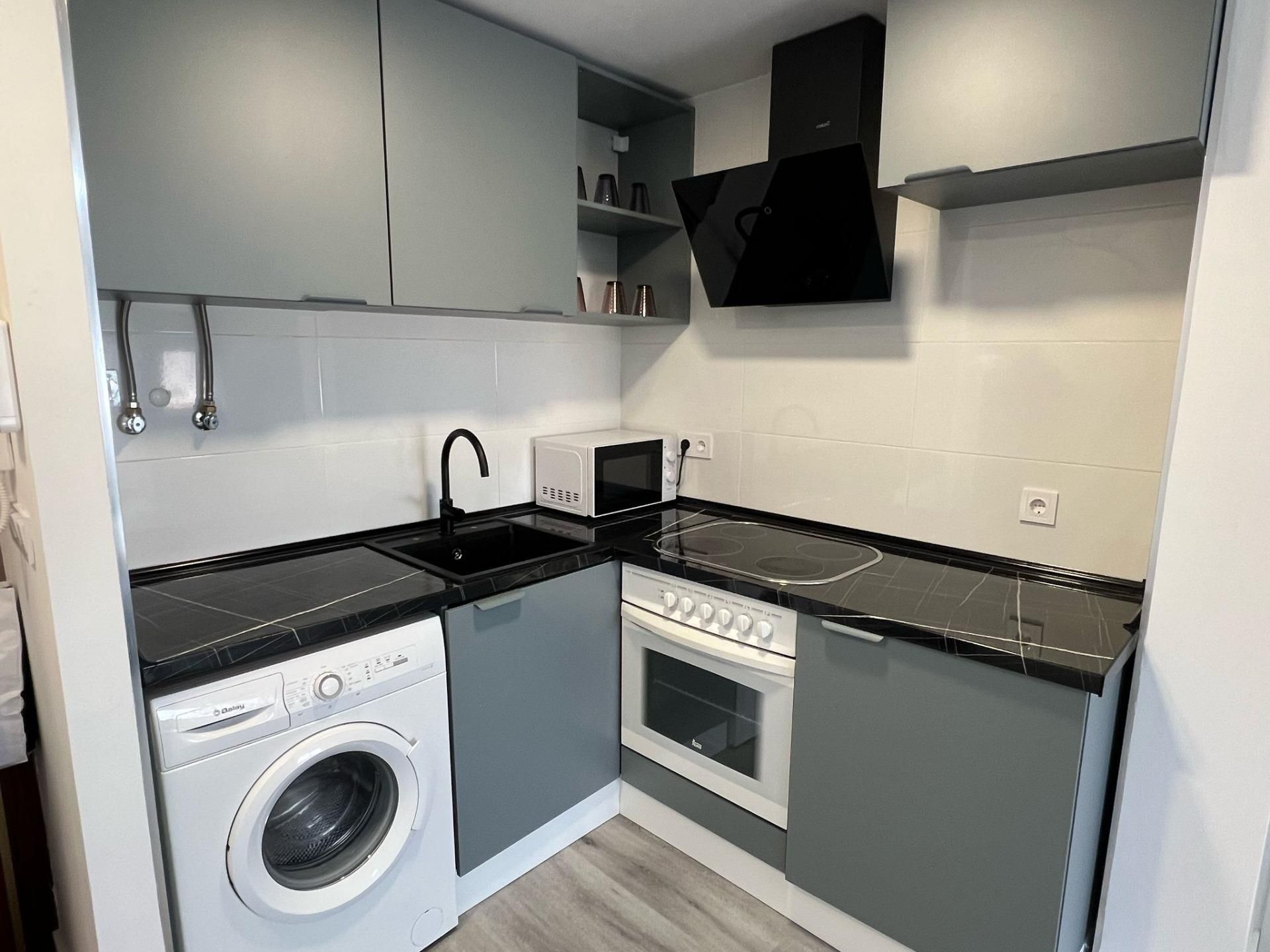 Cuina de Apartament en venda en Santa Pola amb Aire condicionat, Calefacció i Terrassa