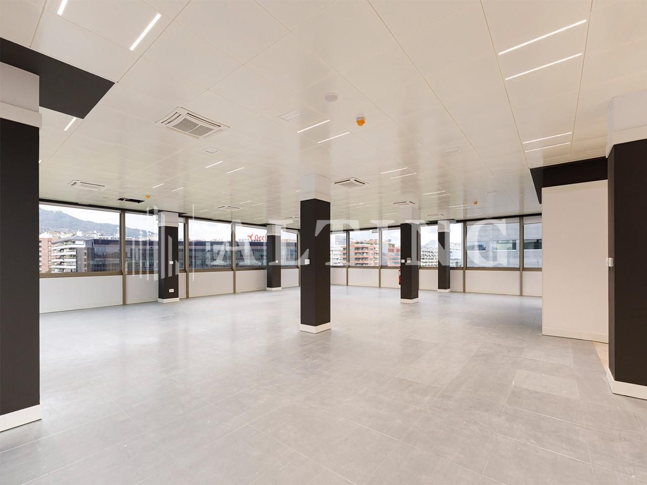 Office to rent in  Barcelona Capital  with Air Conditioner and Heating