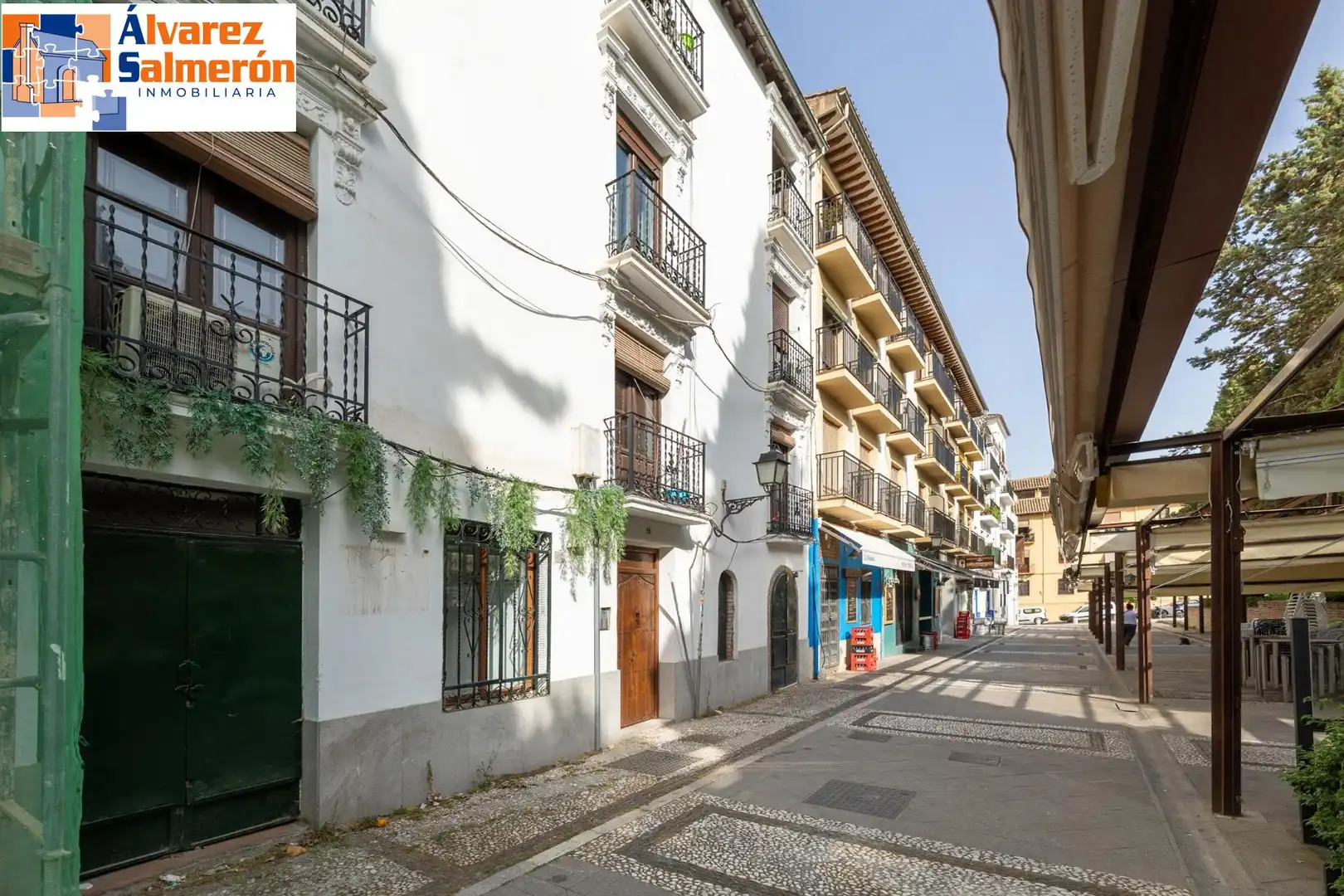 Vista exterior de Piso en venta en Granada con Aire acondicionado, Calefacción y Terraza