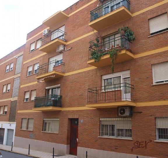 Foto 1 de Piso en venta en La Estación, Badajoz