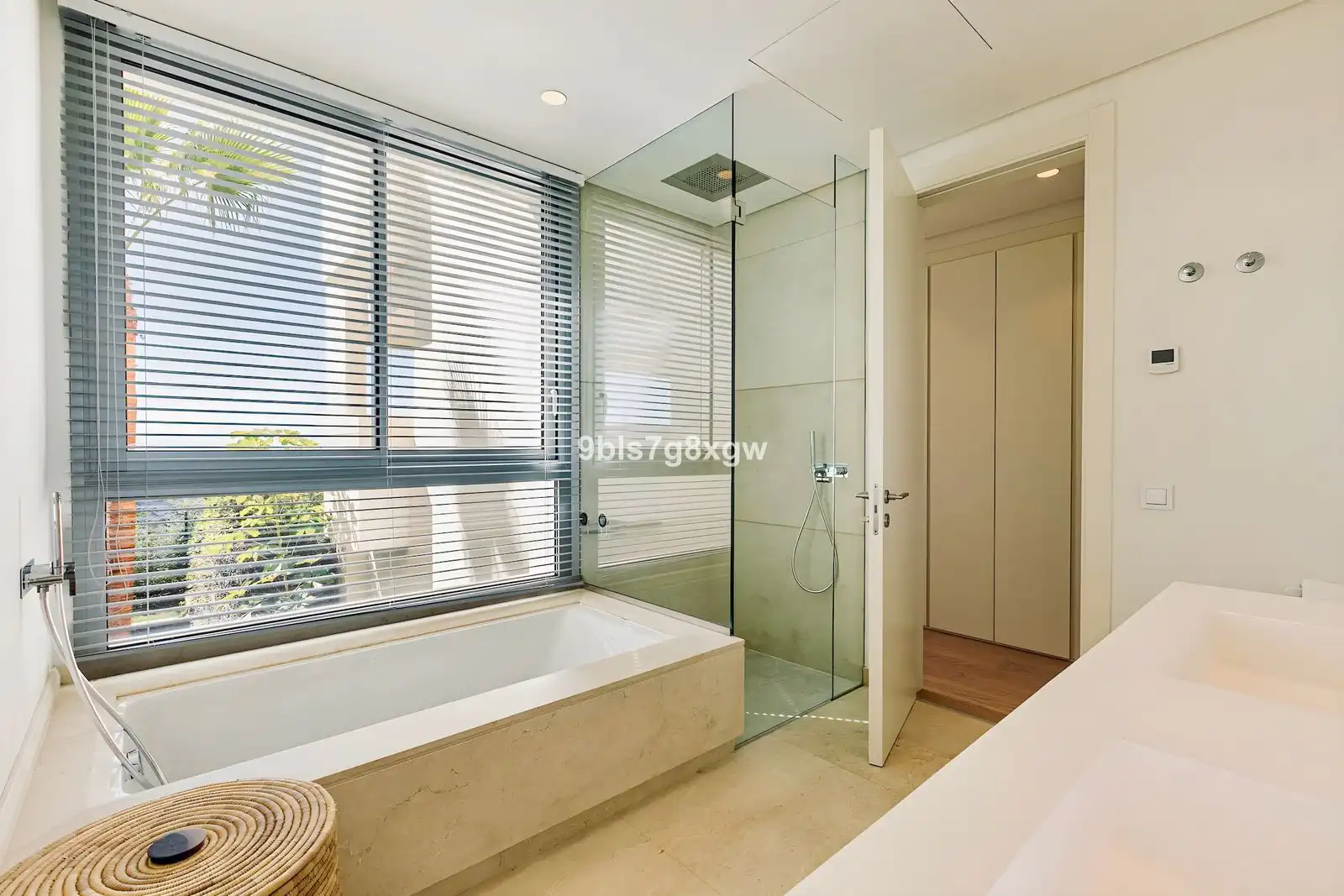 Apartament amb piscina en venda a Calle Benahavís 5-1, imagen 27