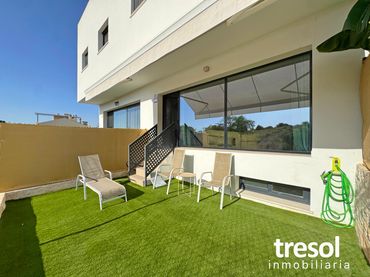 Adossat amb piscina en venda a Capellanía - Retamar