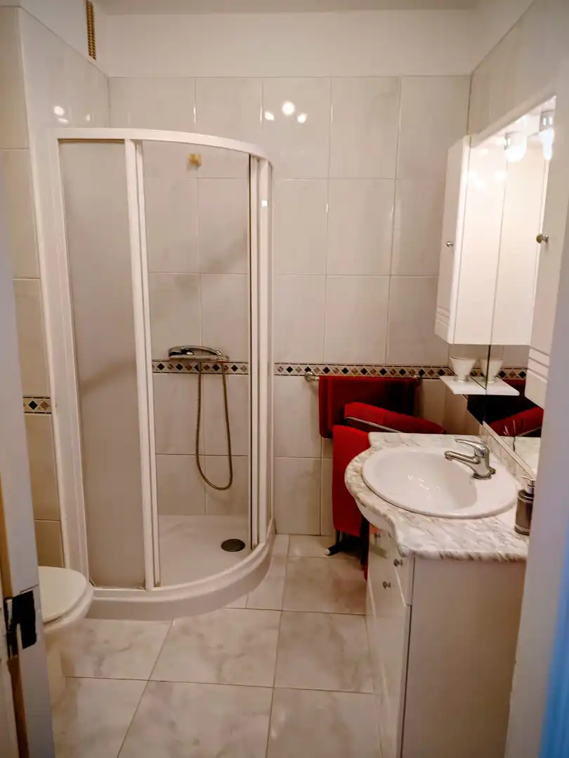 Baño de Apartamento en venta en Adeje con Terraza, Trastero y Amueblado