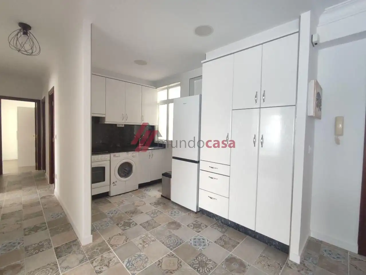 Flat for rent in Avda. de Vigo, Centro