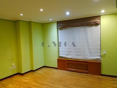 Bedroom of Apartment for sale in Vigo   with Heating, Parquet flooring and Swimming Pool