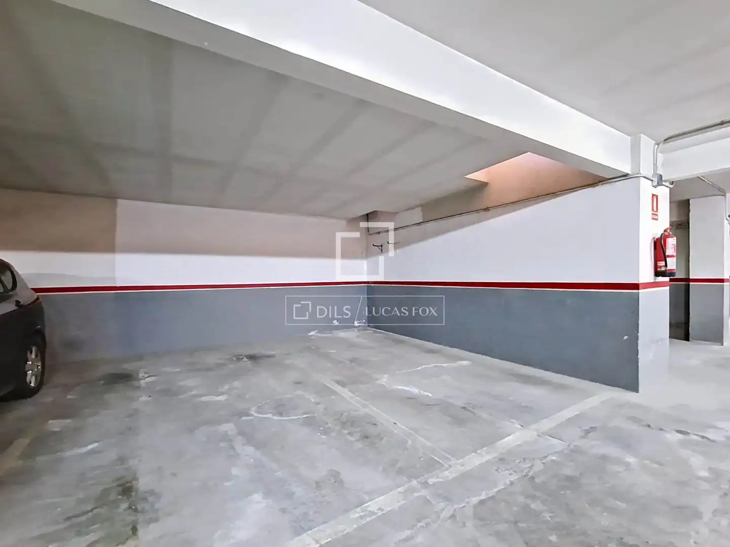 Parking of Flat for sale in Vilanova i la Geltrú  with Air Conditioner, Heating and Terrace