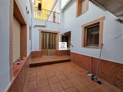 Vista exterior de Casa o xalet en venda en Alborea amb Terrassa, Traster i Moblat