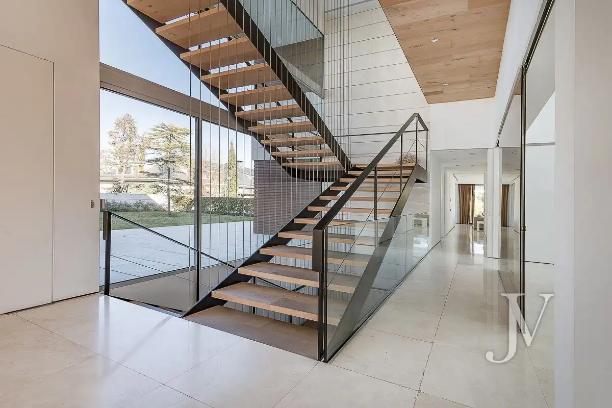 Houses for sale in Madrid  with Air Conditioner, Heating and Private garden